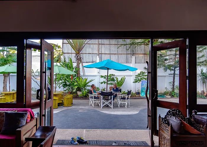 Hostel Ayo Homtel *