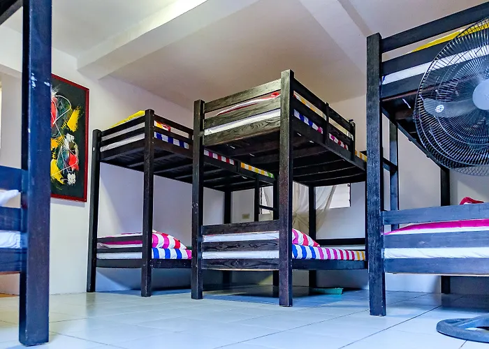 Ayo Homtel Hostel *