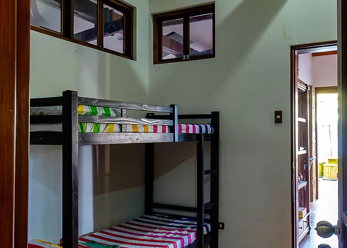 Ayo Homtel Hostel *