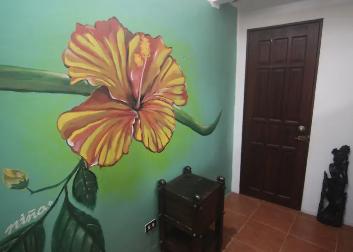 Hostel Ayo Homtel