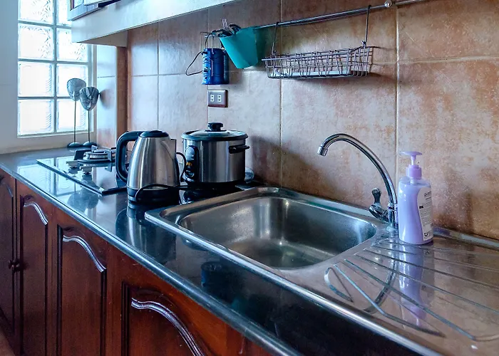 Ayo Homtel * Lapu-Lapu City