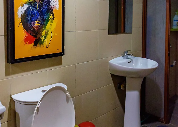 Hostel Ayo Homtel *