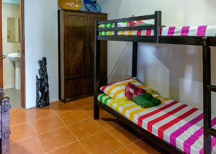 Ayo Homtel