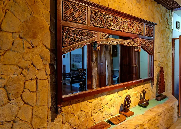 Hostel Ayo Homtel